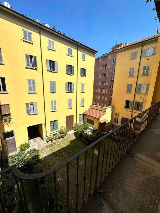 Xenia Apartments - Charming Garden Suite In Porta Venezia Milano Dış mekan fotoğraf