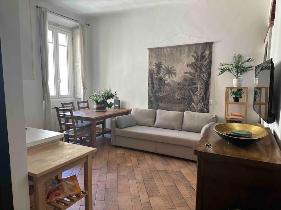 Xenia Apartments - Charming Garden Suite In Porta Venezia Milano Dış mekan fotoğraf